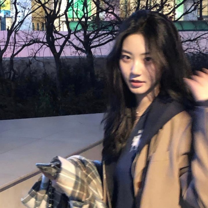 聪明的金发美女